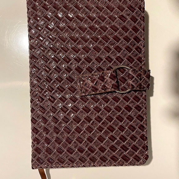 Basketweave Vinyl Lined Journal - Picture 1 of 6